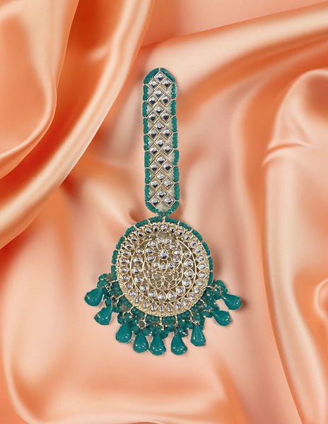 Kundan green big chand tikka