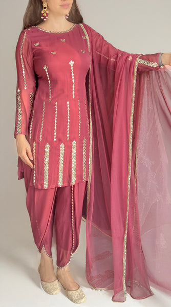 SHISHA Rouge Tulip Embroidered Suit - M