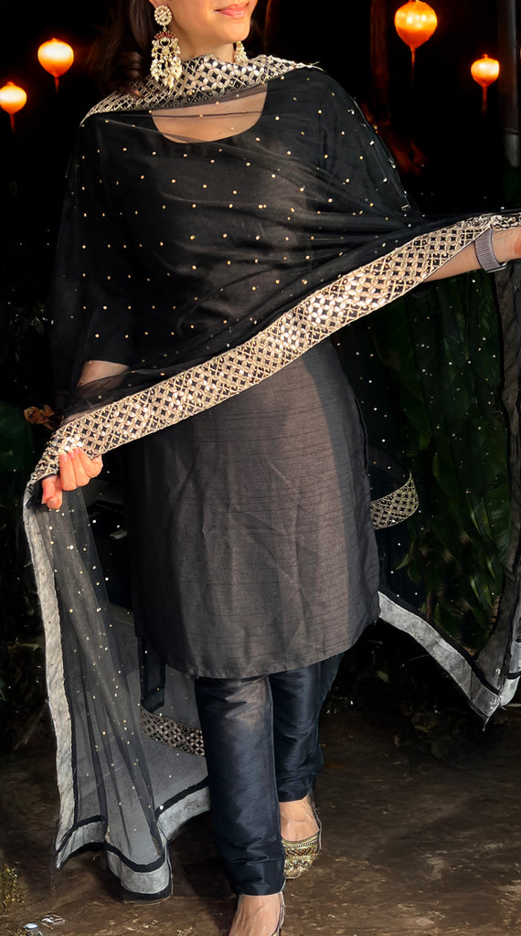 SHISHA Black classic straight Suit Gotta Dupatta - S