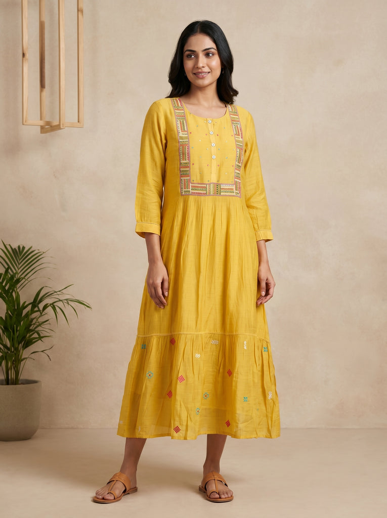 ALORA Golden Folk Embroidered Midi Dress - L/XL