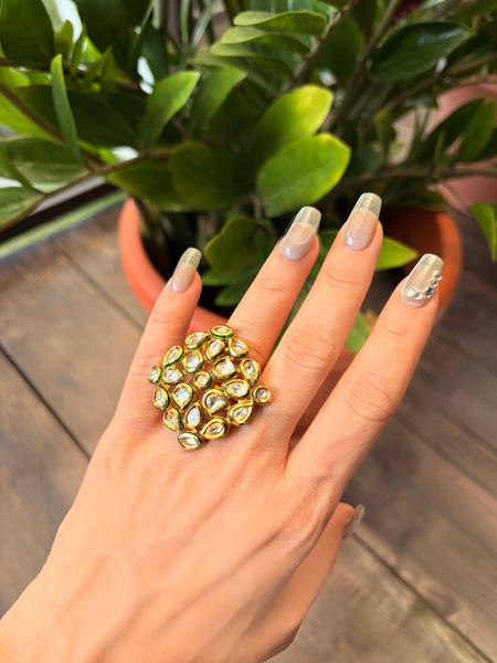 MEERA Wedding Fine Kundan Ring