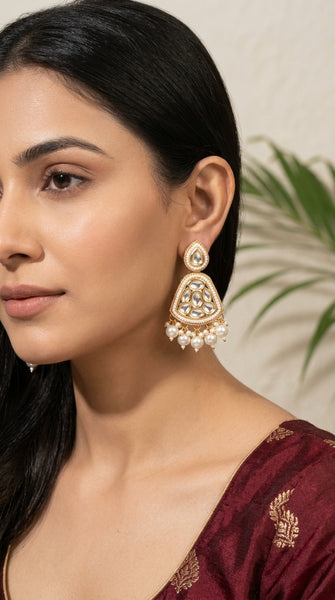 MEERA Kundan Chandbali Earrings - Multi / Pearl