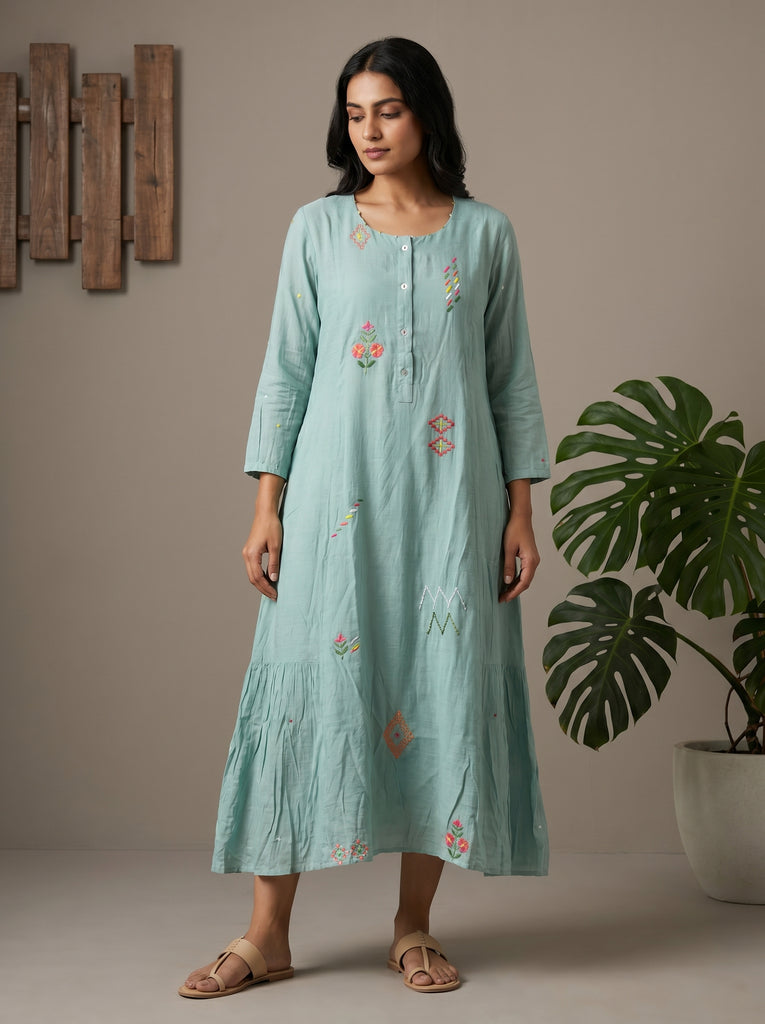 ALORA Mint Confetti Embroidered Midi Dress - L/XL