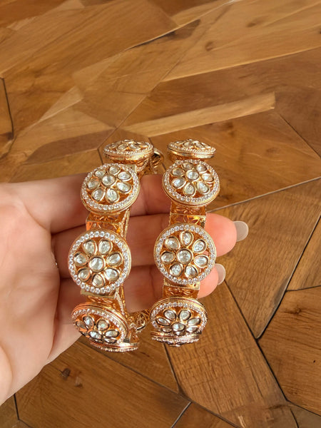 Fine Kundan Openable Kadas