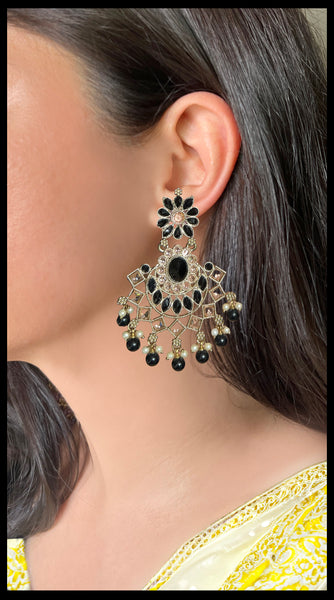 MIRA Antique Coloured Stone Chandbali Earring  - Black & Red