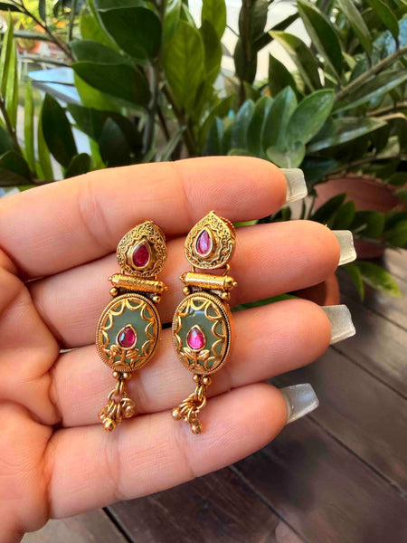 SAREEQUEEN Gold Plated Jade Green Pendant Necklace Set