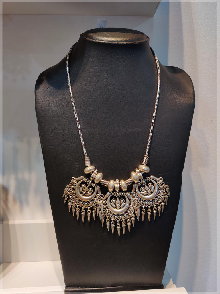 silver_oxidised_necklace
