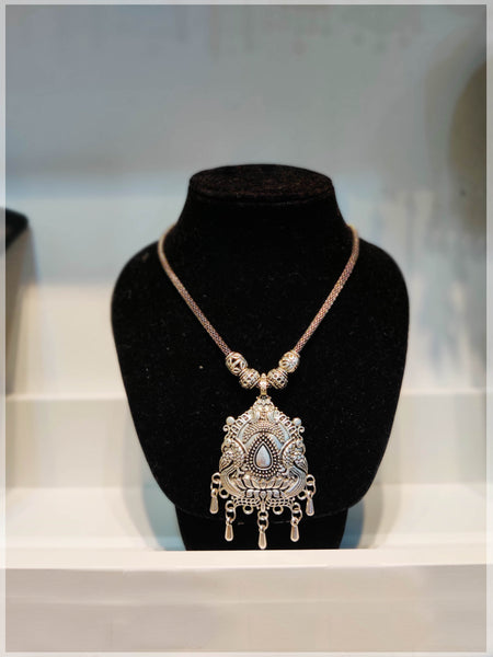 silver_oxidised_necklace